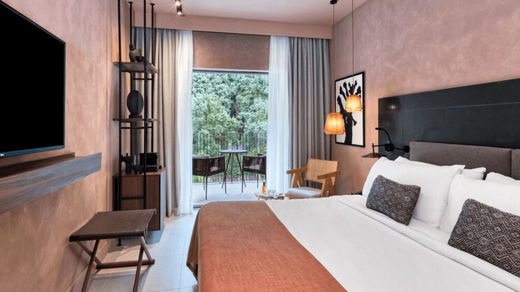 Domes of Corfu, Autograph Collection